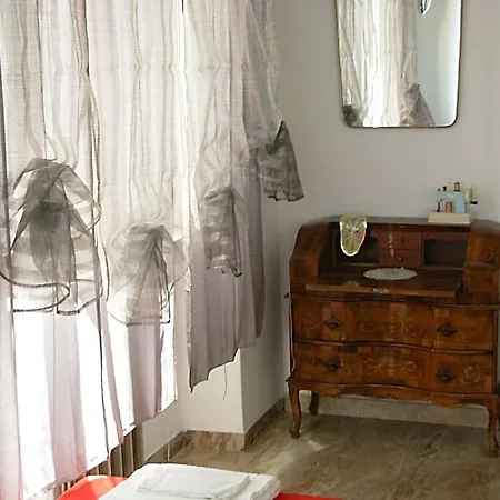 Villa Harriet Sovere Zimmer foto